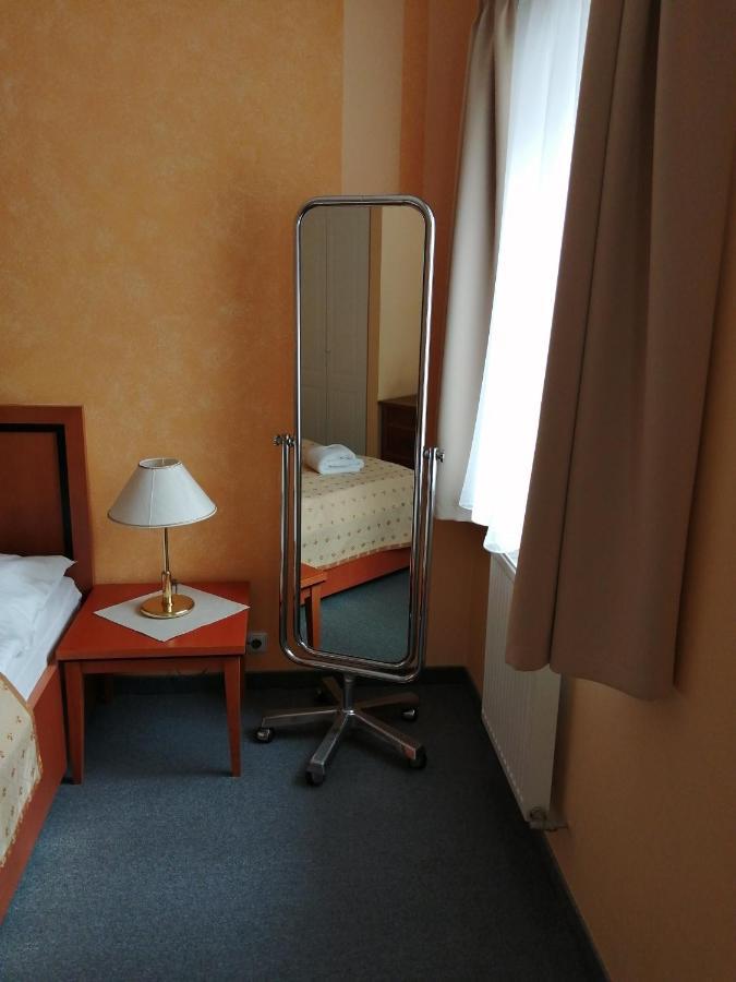 Apartmany Cesky Dvur Mariánské Lázně Exterior foto